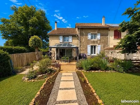maison 6 pièces 130 m²