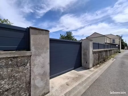 maison 9 pièces 230 m²