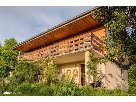 maison 5 pièces 115m² à saint-etienne-de-crossey (38)