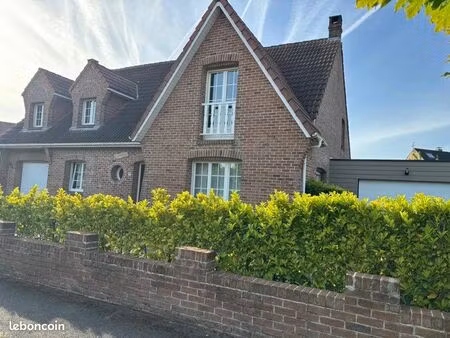 maison 9 pièces 195m2
