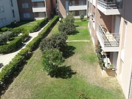 appartement f3 libre résidence le square avignon