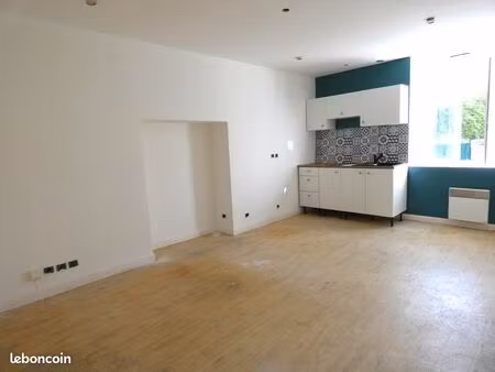 appartement t2 la flèche clermont créans
