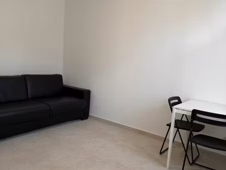 studio 16 m² vitry-sur-seine (94400) + parking