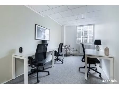 bureau privé à louer pour 1 personnes à paris  73 vaugirard paris