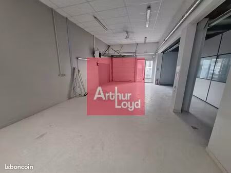 local d'activite 127 m² cournon d'auvergne