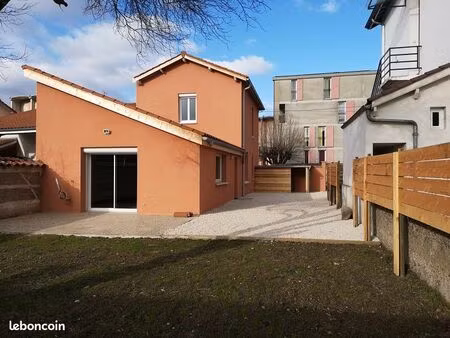 maison 4 pièces 104 m²