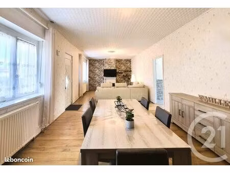 maison 4 pièces 132 m²