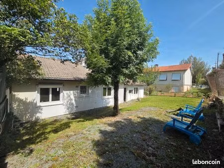 maison de plain-pied annees 70 à rénover – jardin  grand garage & calme – niort (79000)