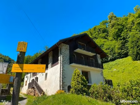 maison 8 pièces 290 m²