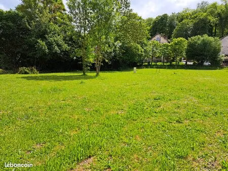 a vendre terrain à bâtir de 557 m2 à méry-sur-oise