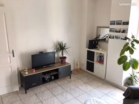 appartement t2 de 43m² en bon état