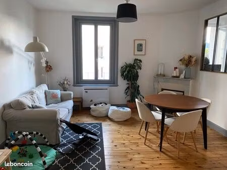 superbe appartement de 3 chambres proche du centre ville