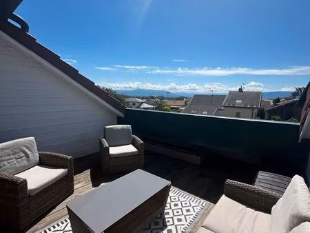 étage indépendant rénové - vue mont blanc - proche cern/genève