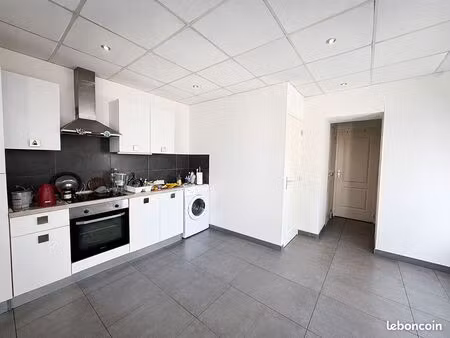appartement 3 pièces 45 m²