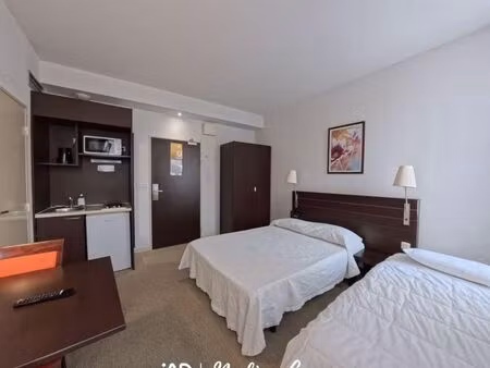 studio 1 pièce 19 m²