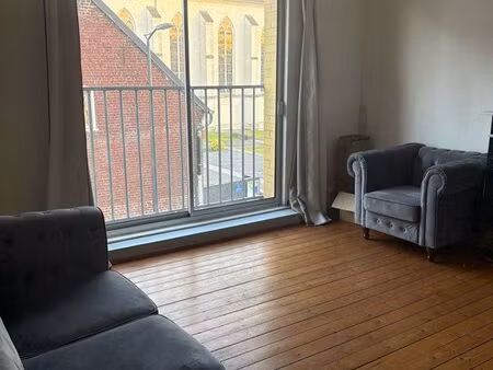 location appartement avec cour
