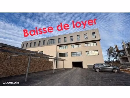 bureaux 1 241 m²