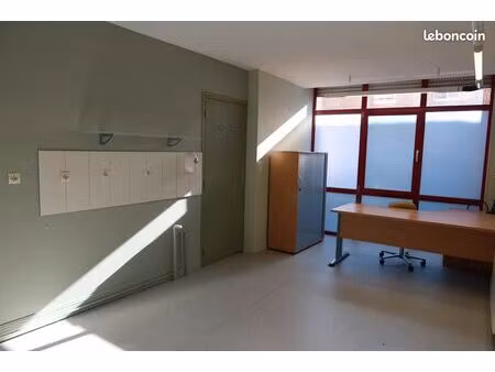 local professionnel hyper centre