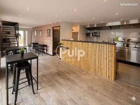 local commercial 140 m²
