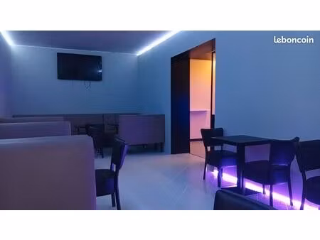 local commercial 120m2 avec extérieur