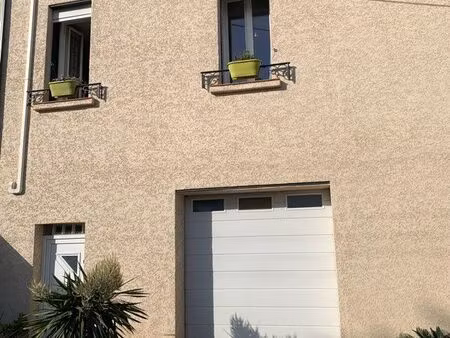 maison 3 faces piscine jardin