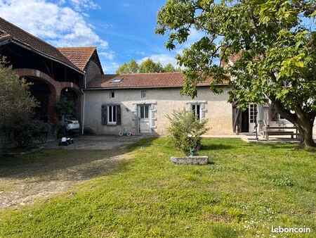 maison de village avec dépendances