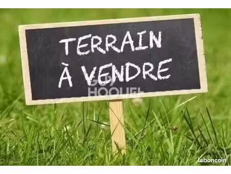 terrain taissy