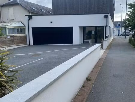 bureaux 335 m² le mans