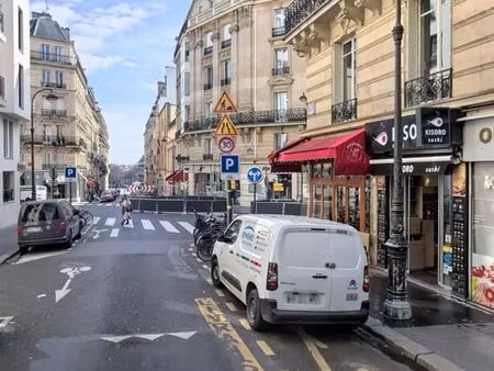local commercial 67 m²
