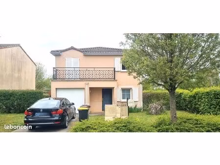 maison 5 pièces 104 m²