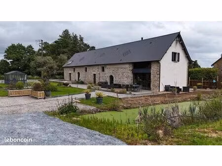 propriété 5 pièces 230 m²