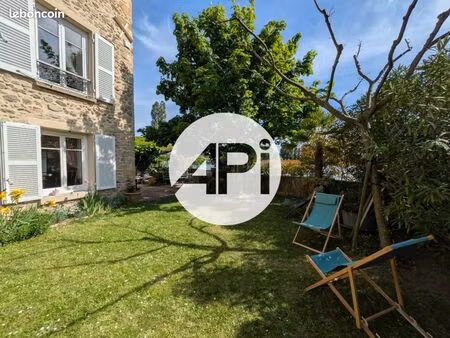 propriété 8 pièces 280 m²