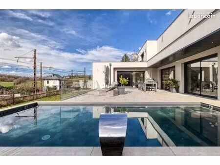 maison 215m2 5chambres viviers du lac