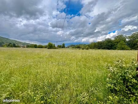 terrain 590 m² corbonod