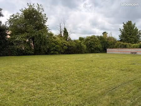 terrain exceptionnel tarbes centre sud 1300m2 viabilisé et clôturé
