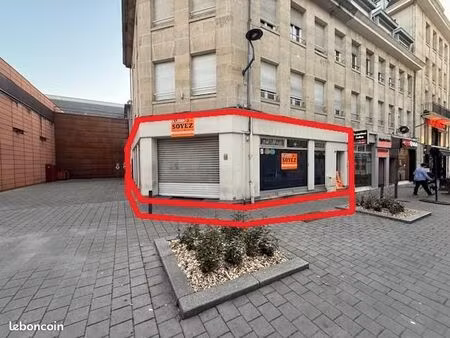 commerce 223 m²
