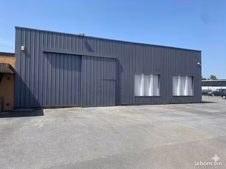 local/entrepot à reims 200m² - parking/internet/bureaux/mezzanine