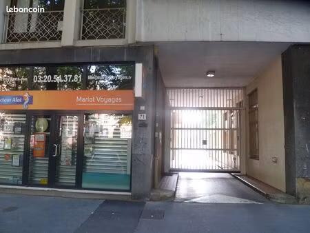 location parking lille vauban