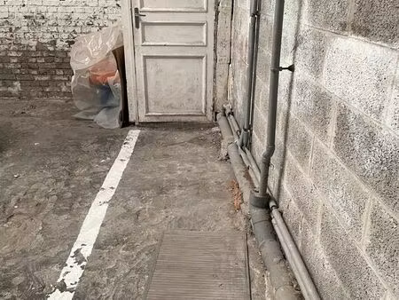 location place parking moto