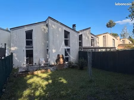 maison 5 pièces 97 m²