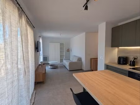 studio neuf meublé avec terrasse et parking – saint-andré-de-sangonis