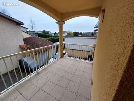 apparemment proche lyon