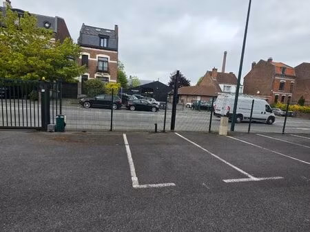 parking extérieur