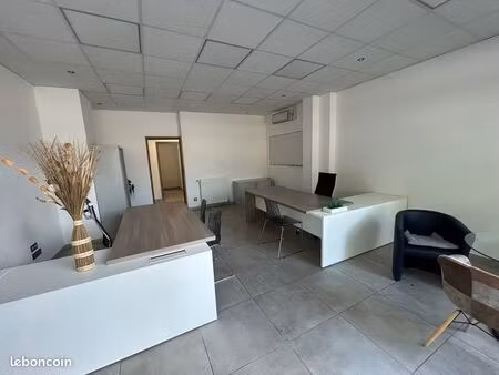local commercial 72 m²