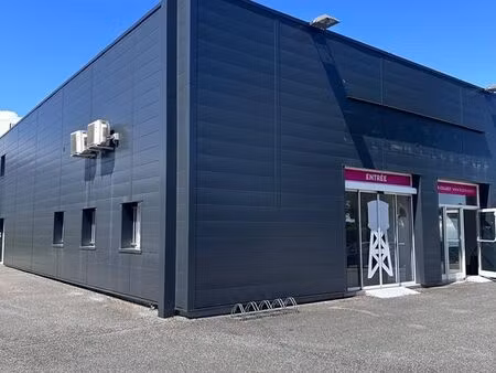 local 210 m² drumettaz-clarafond