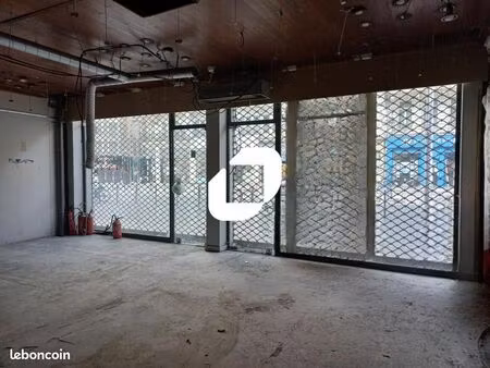local commercial 320 m²
