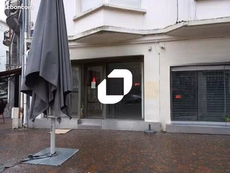 local commercial 45 m²