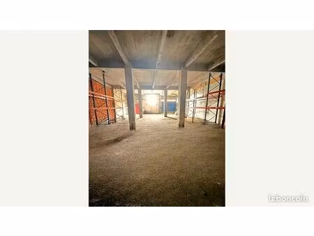 local 520 m² valenciennes