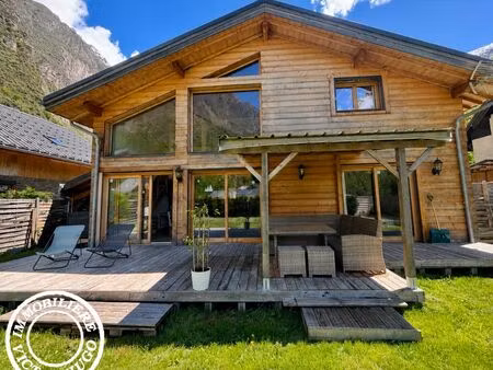 chalet 5 pièces 130000 m²