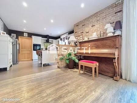 maison 6 pièces 148 m²